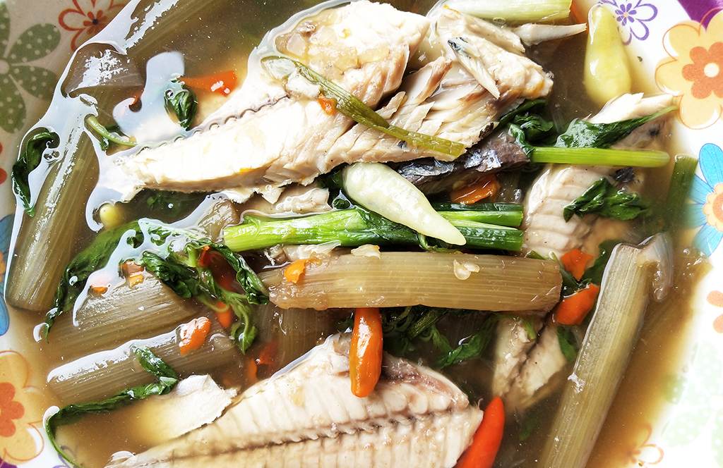 ต้มสายบัวใส่ปลาทู