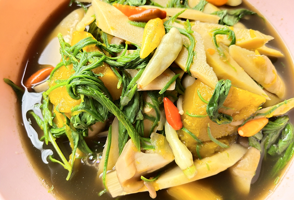 แกงเปรอะหน่อไม้